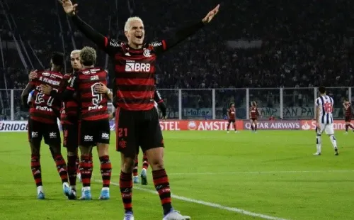 Foto: Fotobairesarg/AGIF – Pedro marcou o gol de empate do Flamengo