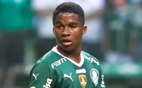 SP - Sao Paulo - 16/10/2022 - BRASILEIRO A 2022, PALMEIRAS X SAO PAULO - Endrick jogador do Palmeiras durante partida contra o Sao Paulo no estadio Arena Allianz Parque pelo campeonato Brasileiro A 2022. Foto: Marcello Zambrana/AGIF