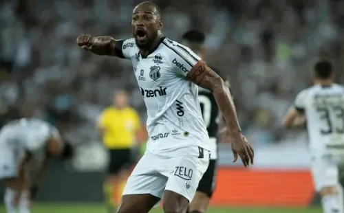 Foto: Jorge Rodrigues/AGIF – Luiz Otávio desfalca Ceará diante do Fluminense por suspensão automática