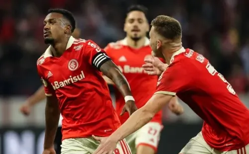 Foto: Pedro H. Tesch/AGIF – Edenílson