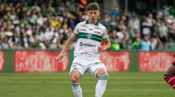 Matías Galarza não deve ficar no Coritiba em 2023. Foto:Robson Mafra/AGIF