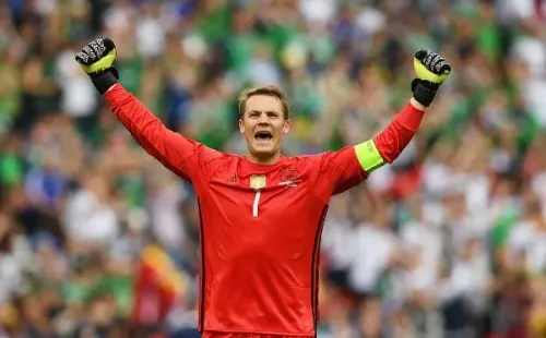 Shaun Botterill/Getty Images – Manuel Neuer