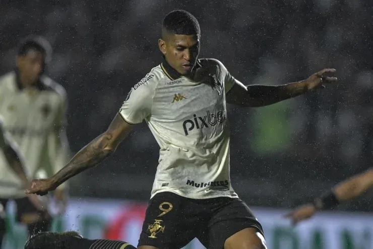 Thiago Ribeiro/AGIF – Raniel, jogador do Vasco, foi um dos principais envolvidos na ‘treta’