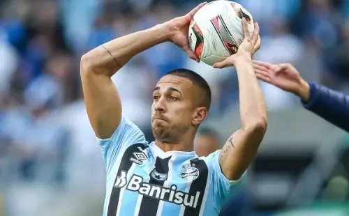 Foto: Pedro H. Tesch/AGIF – Nicolas foi oferecido ao Corinthians