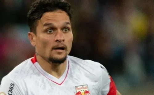 MT - Cuiaba - 11/06/2022 - BRASILEIRO A 2022, CUIABA X BRAGANTINO - Artur jogador do Bragantino durante partida contra o Cuiaba no estadio Arena Pantanal pelo campeonato Brasileiro A 2022. Foto: Gil Gomes/AGIF