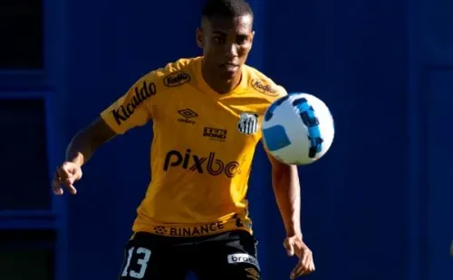 Foto: Ivan Storti/Santos FC – Madson é um dos 16 jogadores fora dos planos do Peixe para o ano que vem