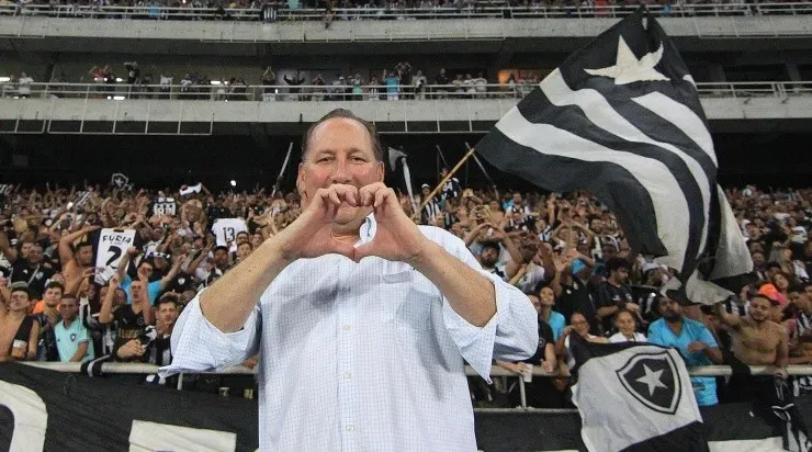 Foto: Vitor Silva/Botafogo/Divulgação - O americano deixou recado para os torcedores do Clube