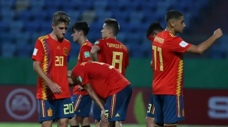 Foto: Heber Gomes/AGIF - Espanha aposta em uma nova geração.