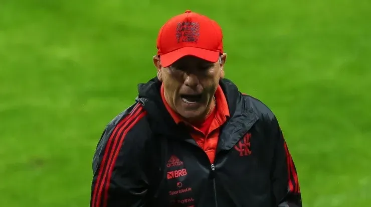 Foto: Pedro H. Tesch/AGIF - Renato não teve sucesso no Flamengo, mas foi elogiado.