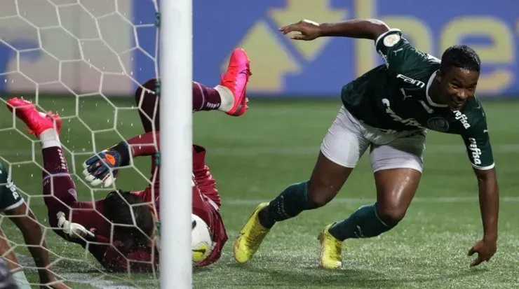 Endrick deve viajar ainda esse ano para a Espanha para ver de perto as instalações do Real Madrid. Foto: César Greco/ Palmeiras