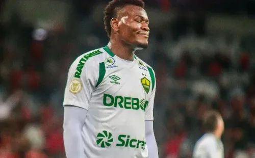 Foto:Gabriel Machado/AGIF – Paulão ‘mandou a real’ sobre sua passagem no Clube