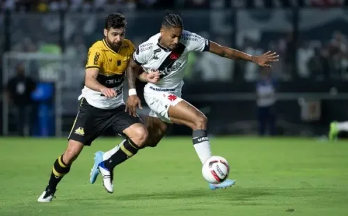 Foto:Jorge Rodrigues/AGIF – Fábio Gomes jogou no Vasco em 2022
