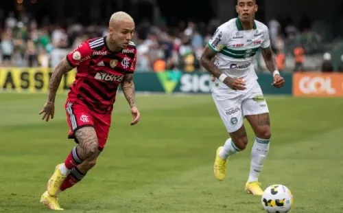 Foto: Robson Mafra/AGIF/ Cebolinha em campo pelo Flamengo.