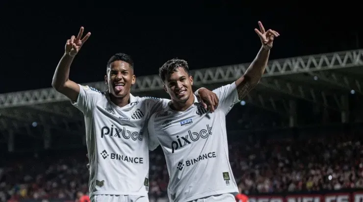 Foto: Heber Gomes/AGIF - Marcos Leonardo e ngelo construíram parceria no Peixe