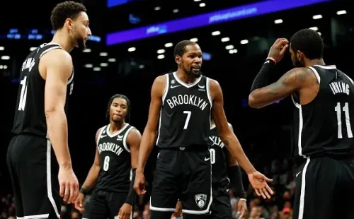 Irving, Durant e Simmons estarão reunidos novamente. Créditos: Sarah Stier/Getty Images