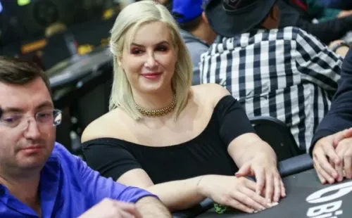 Vanessa Kade está bem de fichas no Main Event (Foto: Rafael Terra/BSOP)