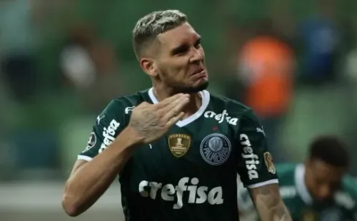 Foto: Cesar Greco – Navarro perdeu espaço em 2022 no Palmeiras e pode ser negociado na próxima janela