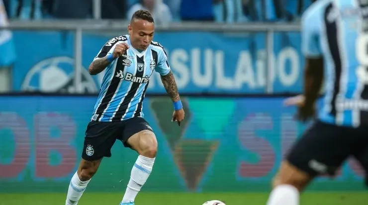 Pedro H. Tesch/AGIF - Janderson pelo Grêmio em 2022.