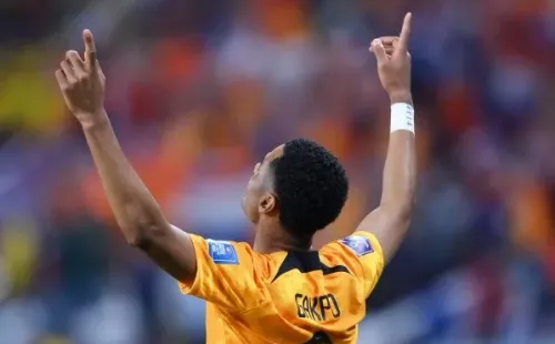 Foto:Laurence Griffiths/Getty Images – Gakpo fez o gol da Holanda aos cinco minutos