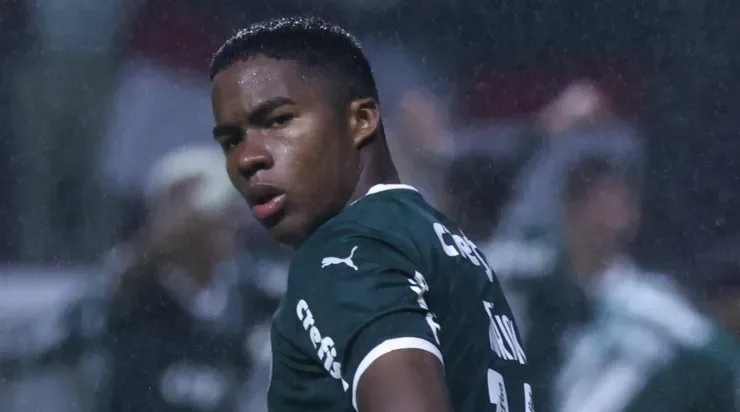 Foto: Marcello Zambrana/AGIF - Endrick segue sendo disputado na Europa.