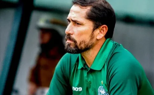 PR - Curitiba - 03/04/2022 - PARANAENSE 2022 FINAL, CORITIBA X MARINGA - Gustavo Morinigo tecnico do Coritiba durante partida contra o Maringa no estadio Couto Pereira pelo campeonato Paranaense 2022. Foto: Gabriel Machado/AGIF