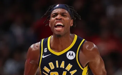 Buddy Hield, do Pacers, foi bastante especulado no Lakers. Créditos: Michael Reaves/Getty Images