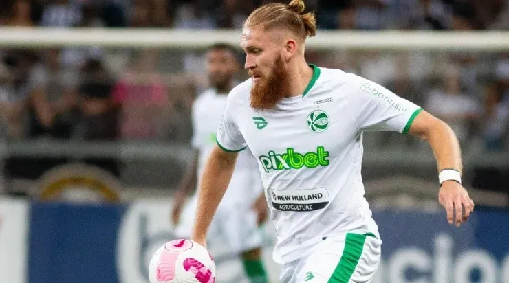 Foto: Fernando Moreno/AGIF - Pitta: centroavante está na mira do Botafogo