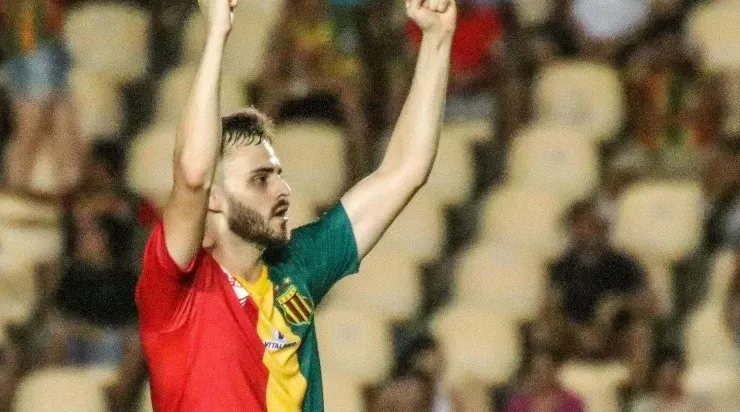 Foto: Ronald Felipe/AGIF - Gabriel Poveda foi artilheiro da Série B