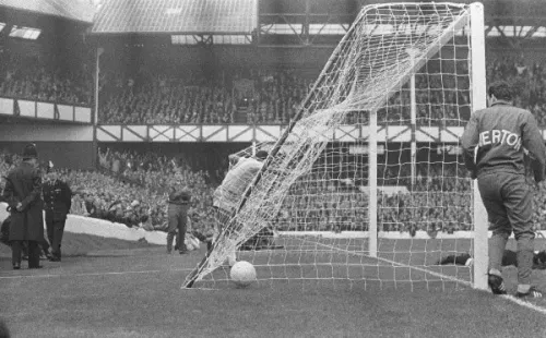 Central Press/Hulton Archive/Getty Images