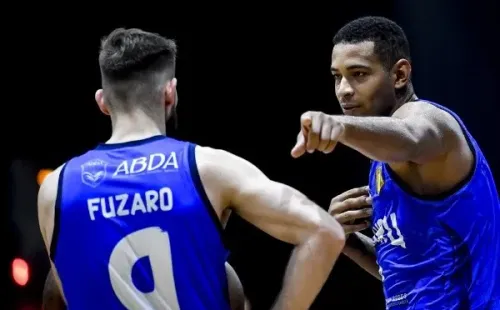 Gemerson terminou como o destaque da semi contra Titanes.Reprodução/Twitter oficial do Bauru Basket