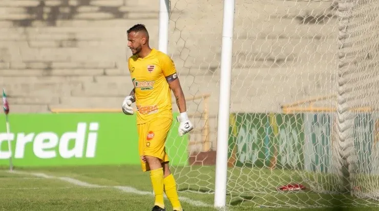 Foto: Aldo Carvalho/AGIF - Fernando Henrique defendeu o Oeste nesta temporada