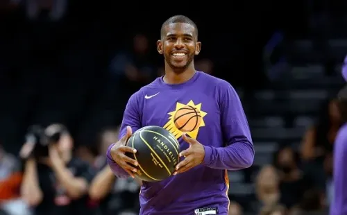 Paul deve ser atração do Suns contra o Celtics. Créditos: Chris Coduto/Getty Images