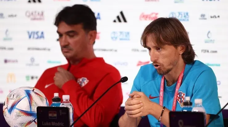 Foto: Robert Cianflone/Getty Images - Modric e Dalic falaram com a imprensa nesta quinta-feira (8).