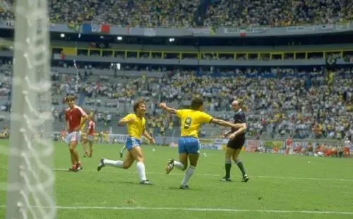 Credit: Allsport UK /Allsport - Seleção Brasileira na Copa de 1986, quando bateu a Polônia nas oitavas de final