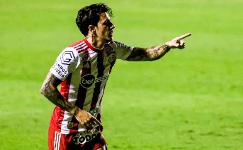 Foto:Rafael Vieira/AGIF – Jean Carlos é o novo jogador do Ceará