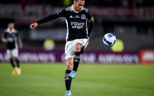 Foto: Marcelo Endelli/Getty Images – Suazo é alvo do Fortaleza no mercado