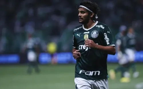 Foto: Ettore Chiereguini/AGIF – Scarpa chegou à Inglaterra como craque do Campeonato Brasileiro