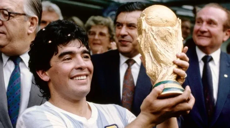 Foto: Mike King/Allsport/Getty Images/Hulton Archive - Maradona foi o grande craque daquela edição da Copa do Mundo.