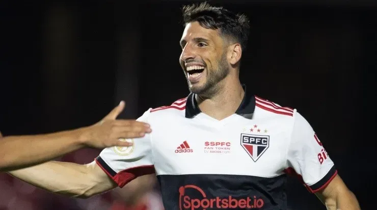 Foto: Diogo Reis/AGIF - Calleri: nome agrada ao Inter, mas negociação é inviável