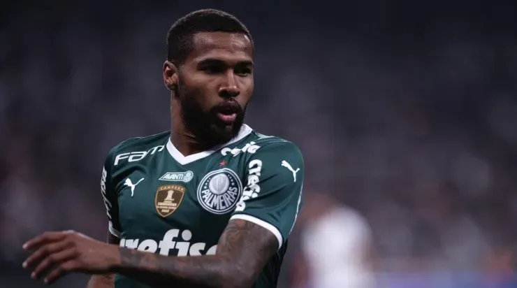 Foto: Ettore Chiereguini/AGIF - Wesley não quer ficar no Palmeiras em 2023.