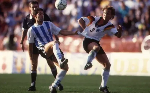 Foto:Stephen Dunn/ALLSPORT via Getty Images – Brehmer foi o artilheiro da Alemanha em 90