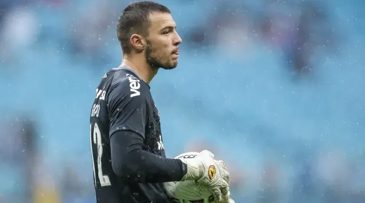 Foto: Pedro H. Tesch/AGIF - Gabriel Grando: na mira do Furacão para 2023