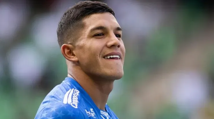 Foto: Marcelo Alvarenga/AGIF - Lucas Romero: volante está na mira do Colorado