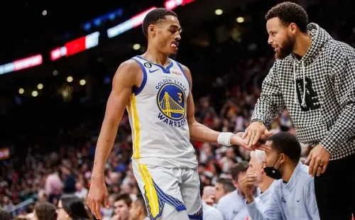 Poole assumiu a função de titular na ausência de Curry. Créditos: Cole Burston/Getty Images