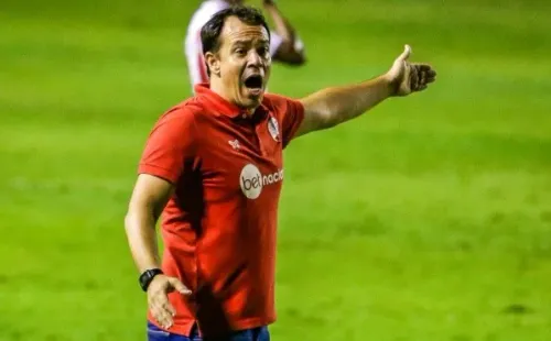 Foto:Rafael Vieira/AGIF – Dado Cavalcanti conta com Souza para 2023