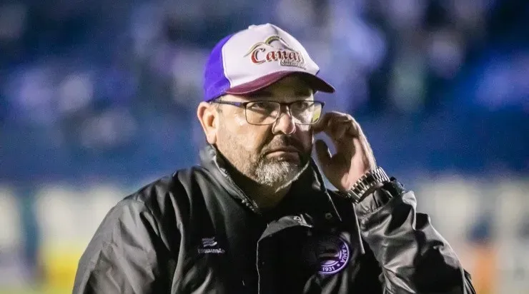 Foto: Fernando Teramatsu/AGIF - Enderson fez parte do acesso do Bahia em 2022.
