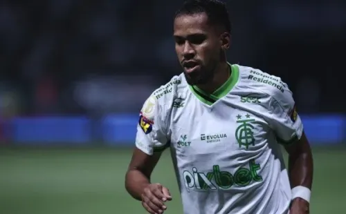 Foto: Ettore Chiereguini/AGIF – Everaldo ficará no América