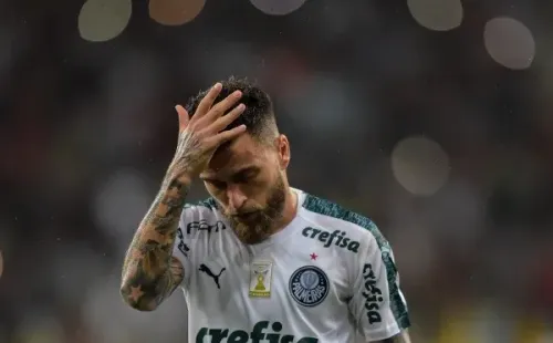 Lucas Lima ficará livre no mercado - Foto: Thiago Ribeiro/AGIF