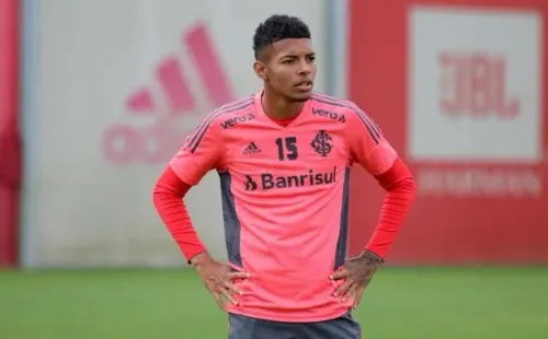 Foto: Ricardo Duarte/Inter/Divulgação - Matheus Dias: jovem tem muita moral com o treinador colorado