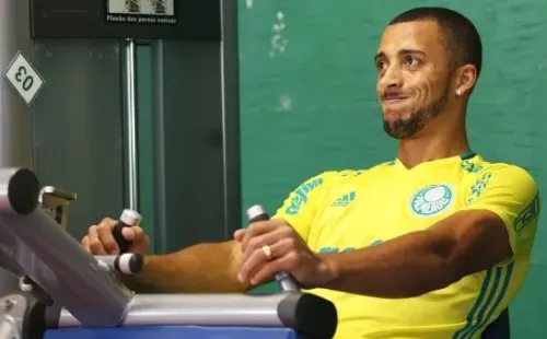 Foto: César Greco/Ag. Palmeiras – Vitor Hugo hoje faz sucesso na Turquia, mas vem recebendo sondagens do Brasil